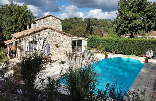 Domaine des 3 Cyprès Chez Nath & Pat