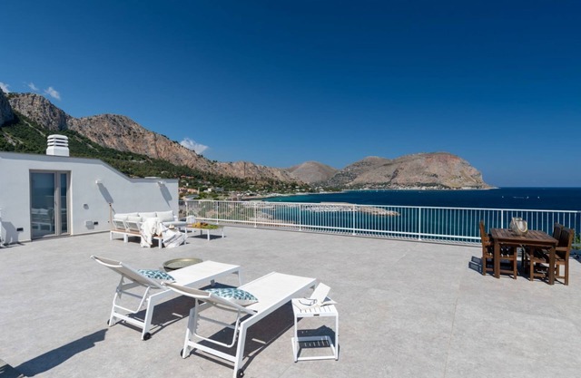 Domus Sicily - Nesos Suite II