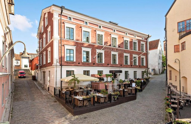 Donners Hotell