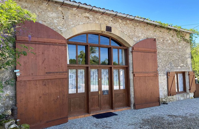 Dordogne Holiday Barn