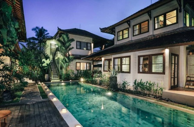 Double Bungalow 5minute to Ubud Center