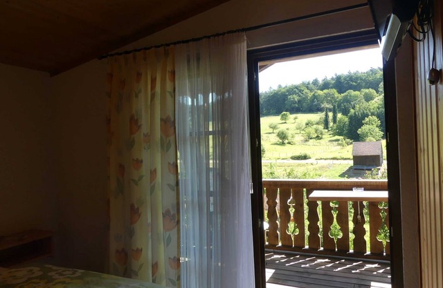 Double room 5 with balcony - Pension Holzerstube