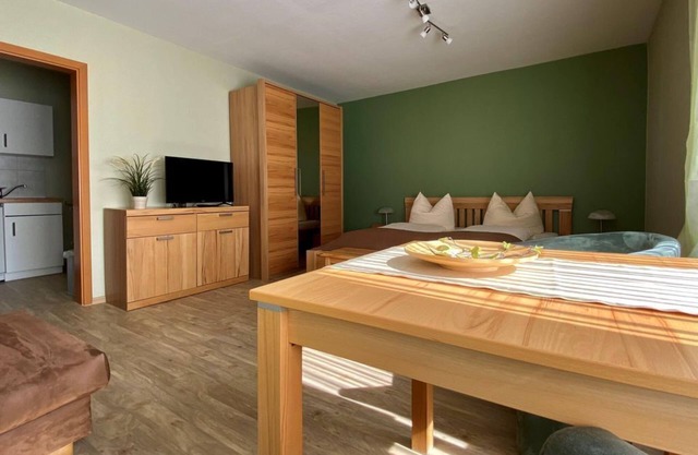 Double Room Shower/WC - Winery Funck-Schowalter