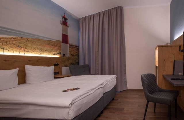 Double room, shower, WC, Superior - Hotel Stadt Aurich