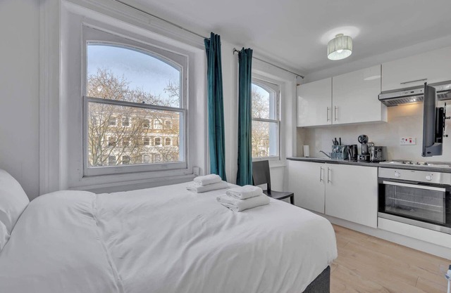 Double Studio Apartment next to Harrods