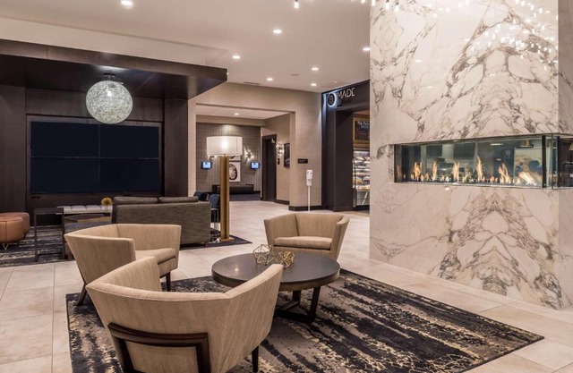 Doubletree By Hilton Lafayette East