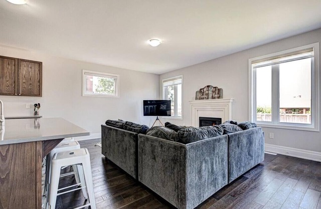 Downsview Park Private Bedroom D