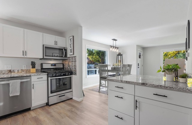 Downtown Loveland getaway, just 30 minutes to Estes Park