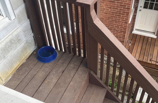 Downtown Waynesboro Home. Spacious and lovely.