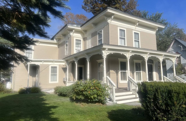 Doyle House - Near Cooperstown Dreams Park
