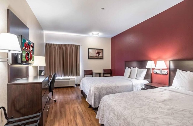 Dream Family Vacation! 2 Spacious Units, Near Freeman Coliseum, Pets Allowed!