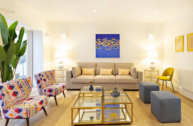 Dream House, Historic Center, with Pool, 8 People