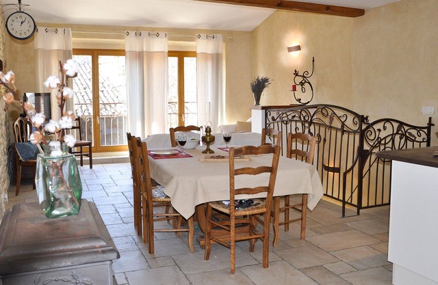 DROME PROVENCAL Cottages in Big House inside the Castle of Alencon