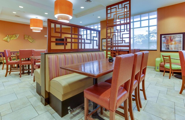 Drury Inn & Suites West Des Moines