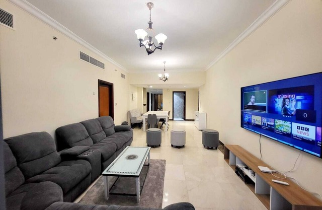 Duplex Spacious 4-bedroom sunset sea views apartment with swimming pool.