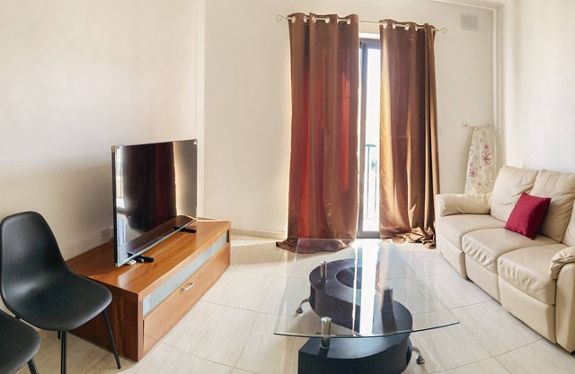 Duplex Whiskey Apartment, Sleeps up to 10 adults