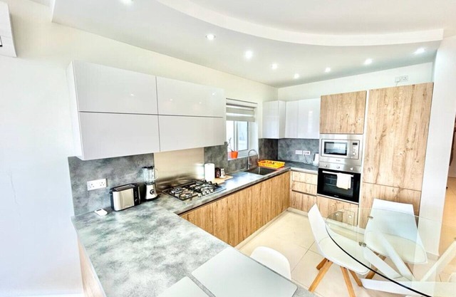 DVE072 - Santa Venera - The Papillon Penthouse