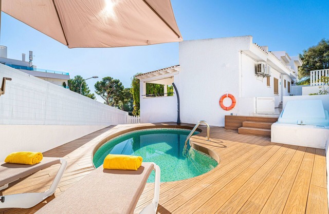 E395 Villa Playa Golf by Mallorca Villa Select