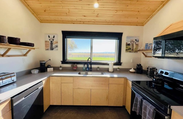 Eagle Cap Farms hosted owned and operated by Eagle Cap Vacation Rentals