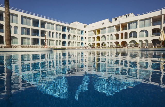 Ebano Hotel Apartments & Spa