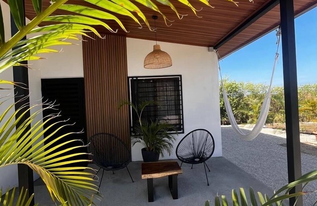 EBK Surf apartment Renovated, 300 m from the beach
