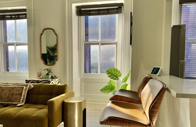 Eclectic Escape near The Lyric | Mount Vernon