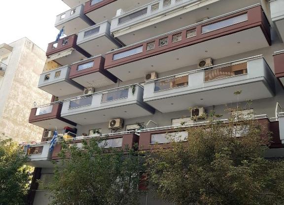 Eclectic View 2 (free parking)