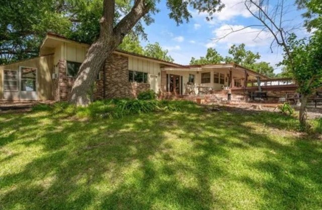 ECLIPSE TOTALITY ! Just listed. Quiet, creekside house on 3 acres!