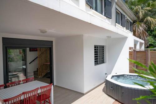 Ecumes Sauvages - DODOTERLA