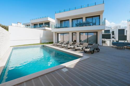 Eden Villa, with jacuzzi and ocean view