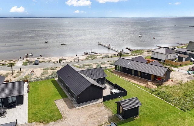 "Eino" - 30m from the sea by Interhome
