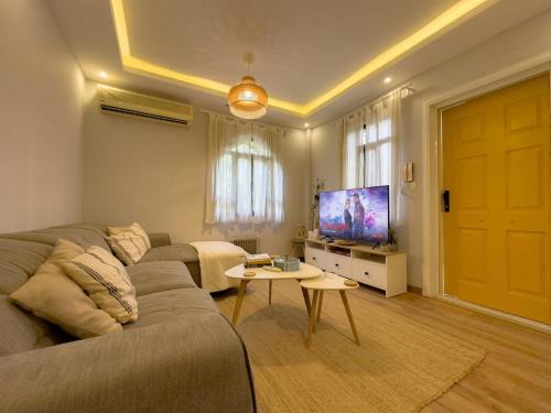 El Rehab Cozy hideout khan with garden oasis and king bed