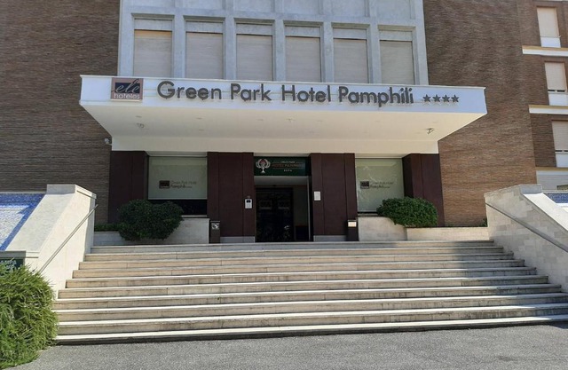 Ele Green Park Hotel Pamphili