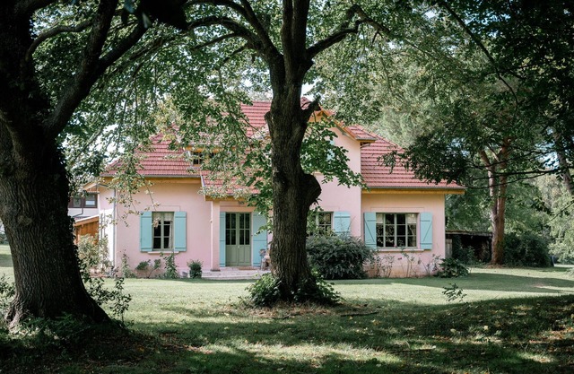 Elegance and Serenity in the Heart of the Landes – Estate 10 Min from the Beaches