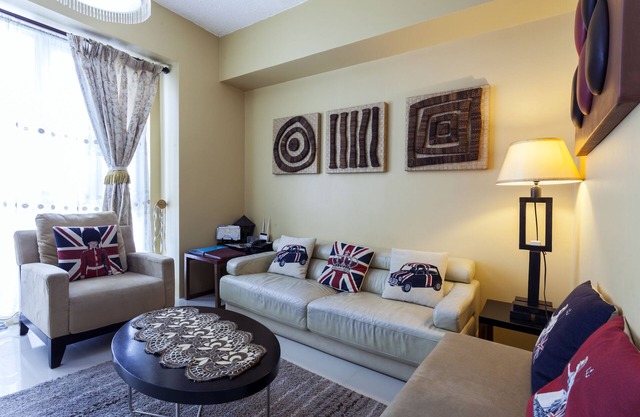 Elegant 56 Sqm - 1 Bedroom Condo with Balcony @ Greenbelt Makati