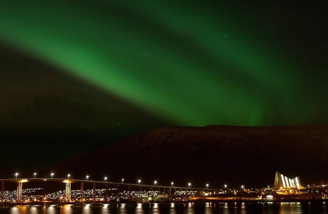 Elegant Apartment with Northern Lights view central Tromsø