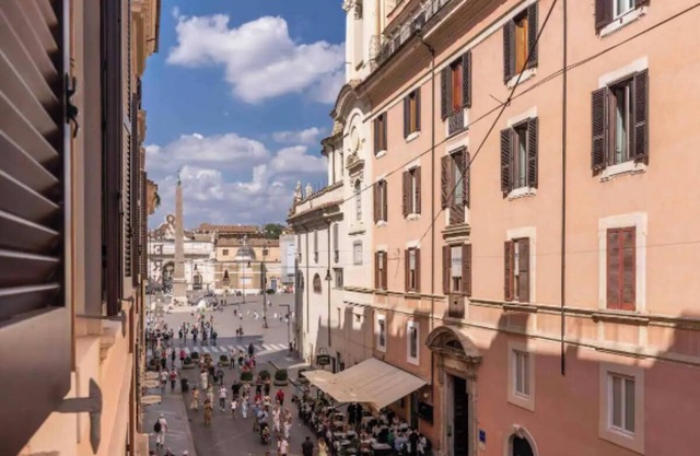Elegant Renovated Apartment in the Heart of Rome