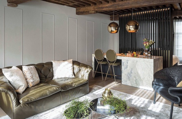 Elegant suite with private terrace