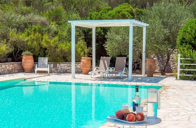 Eleni Villa: 2BR, Pool, Seaviews in Yioliskari, Paxos Greece