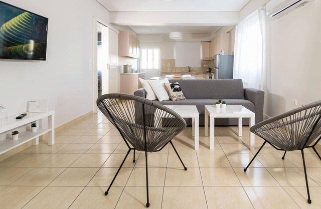 Elise Apartment Airport by Airstay