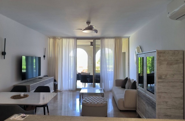 Elit property with garden and 3 bedrooms in Egypt, Sahl hasheesh.
