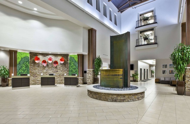 Embassy Suites Columbus-Airport