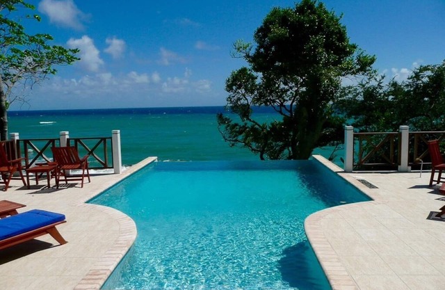 Emoyeni Villa-An Exquisite Luxury Villa Overlooking The Caribbean Sea
