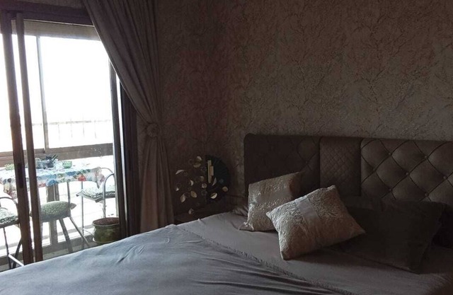 en-suite room, 5 min from station