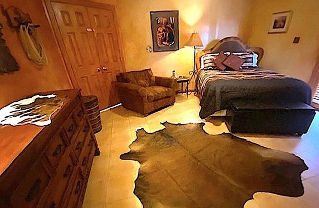 ENCHANTING - SEDONA SOUTHWEST DOUBLE SUITE "Double"