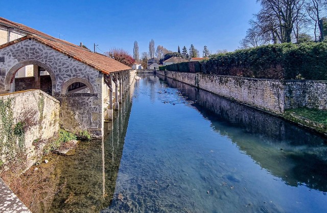 Enjoy a relaxing vacation in this inviting vacation home with pool.