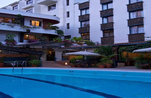 Enjoy Stunning Pool and Serene Ambiance at Room in Hurlingham Neighborhood