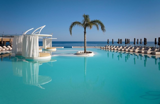 Enorme Santanna Island