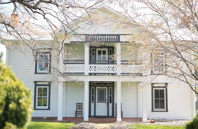 Entire Farm House: Rustic, Classic, Perfect