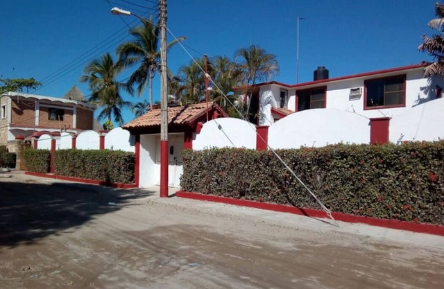 Entire house on the beach, La Peñita de Jaltemba